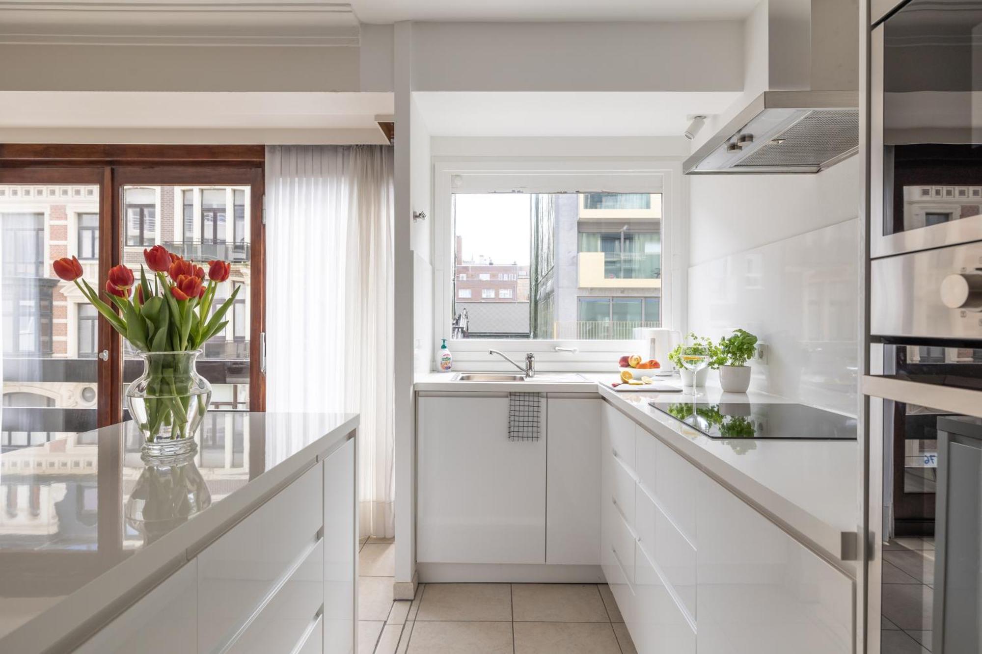 Weloveoostende - Newly Renovated Large Apartment 150M From The Beach - Including Bed Sheets And Final Clea-Ning Oostende Exterior foto