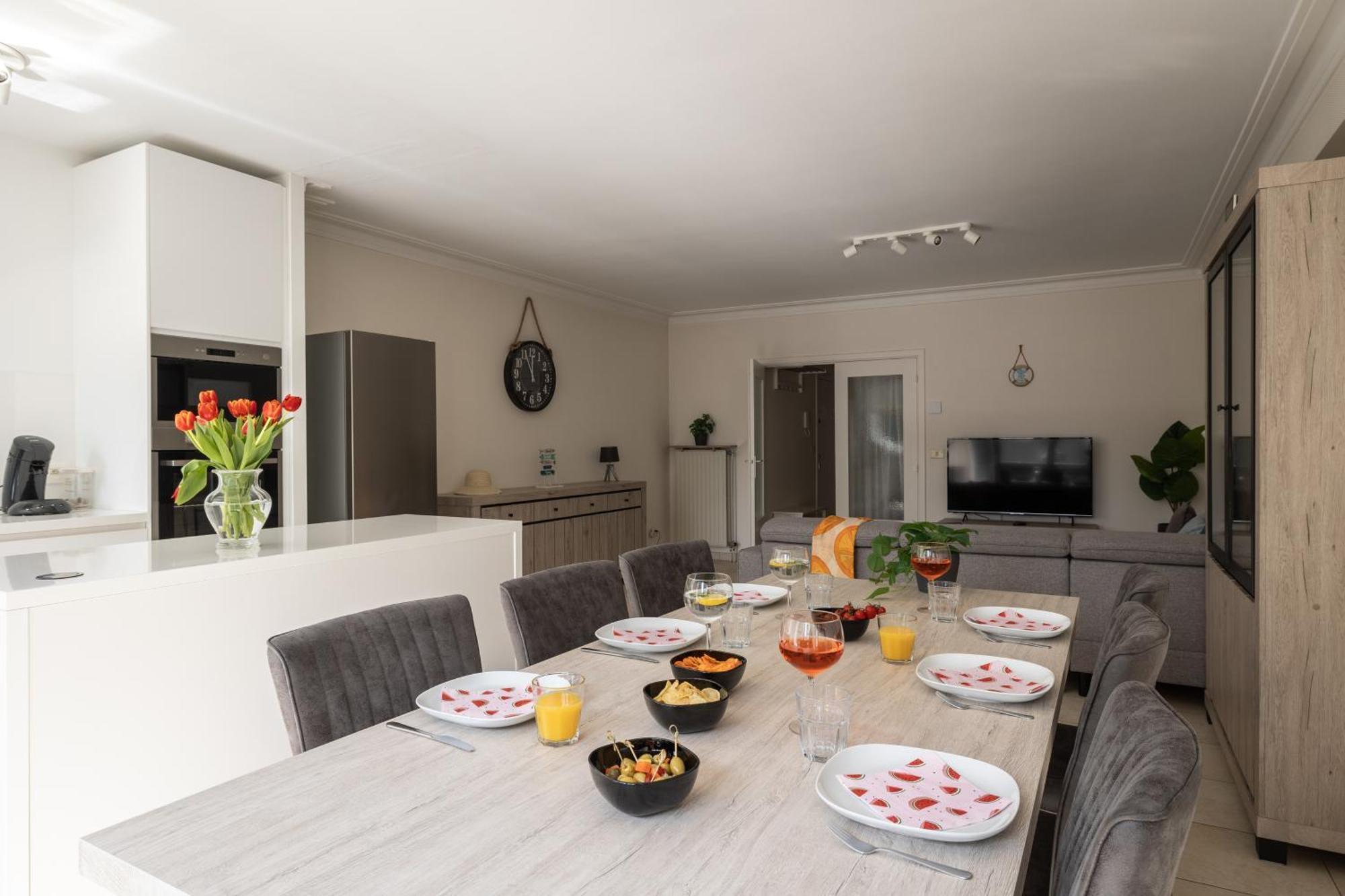 Weloveoostende - Newly Renovated Large Apartment 150M From The Beach - Including Bed Sheets And Final Clea-Ning Oostende Exterior foto